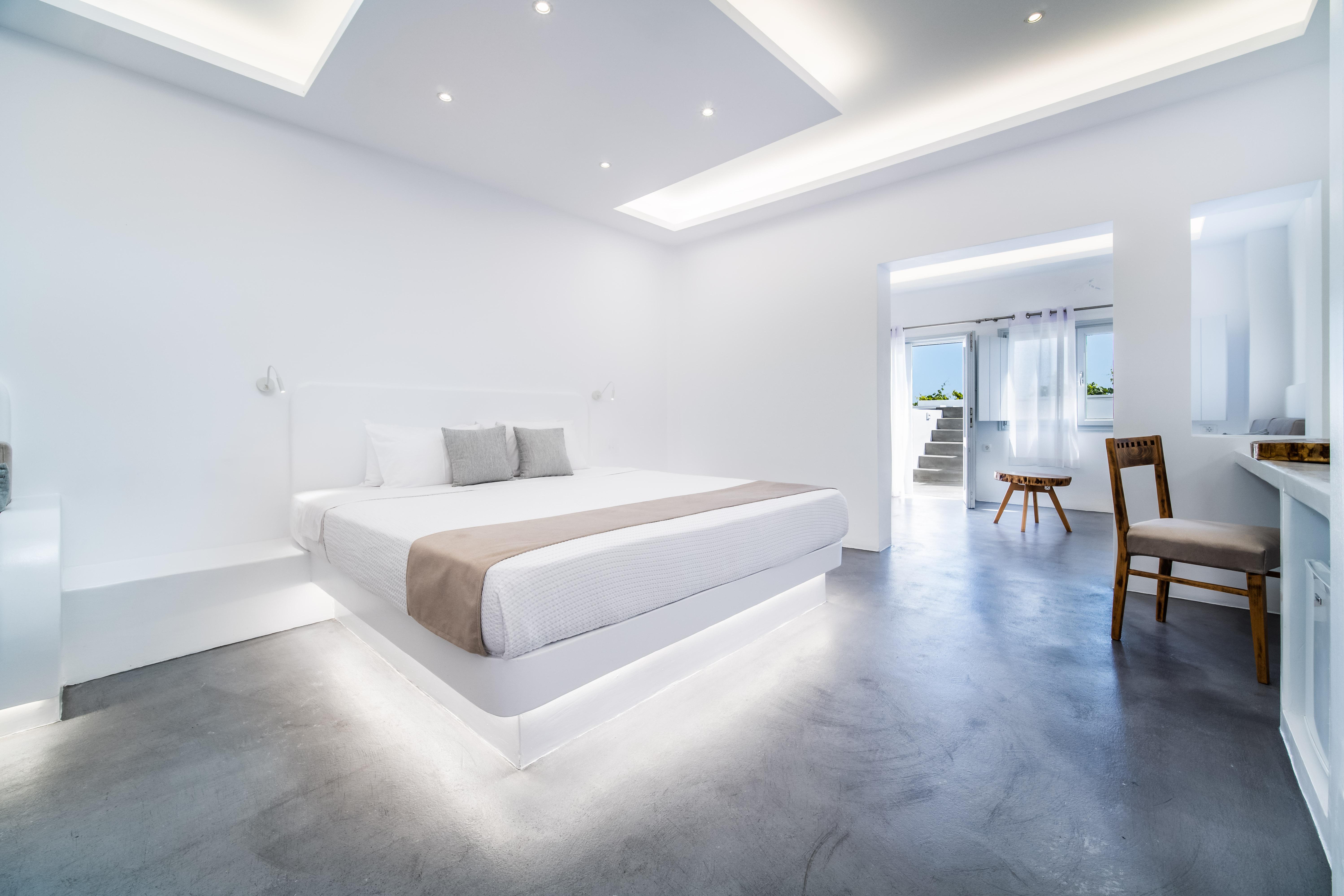 Serenita Luxury Suites Akrotírion エクステリア 写真