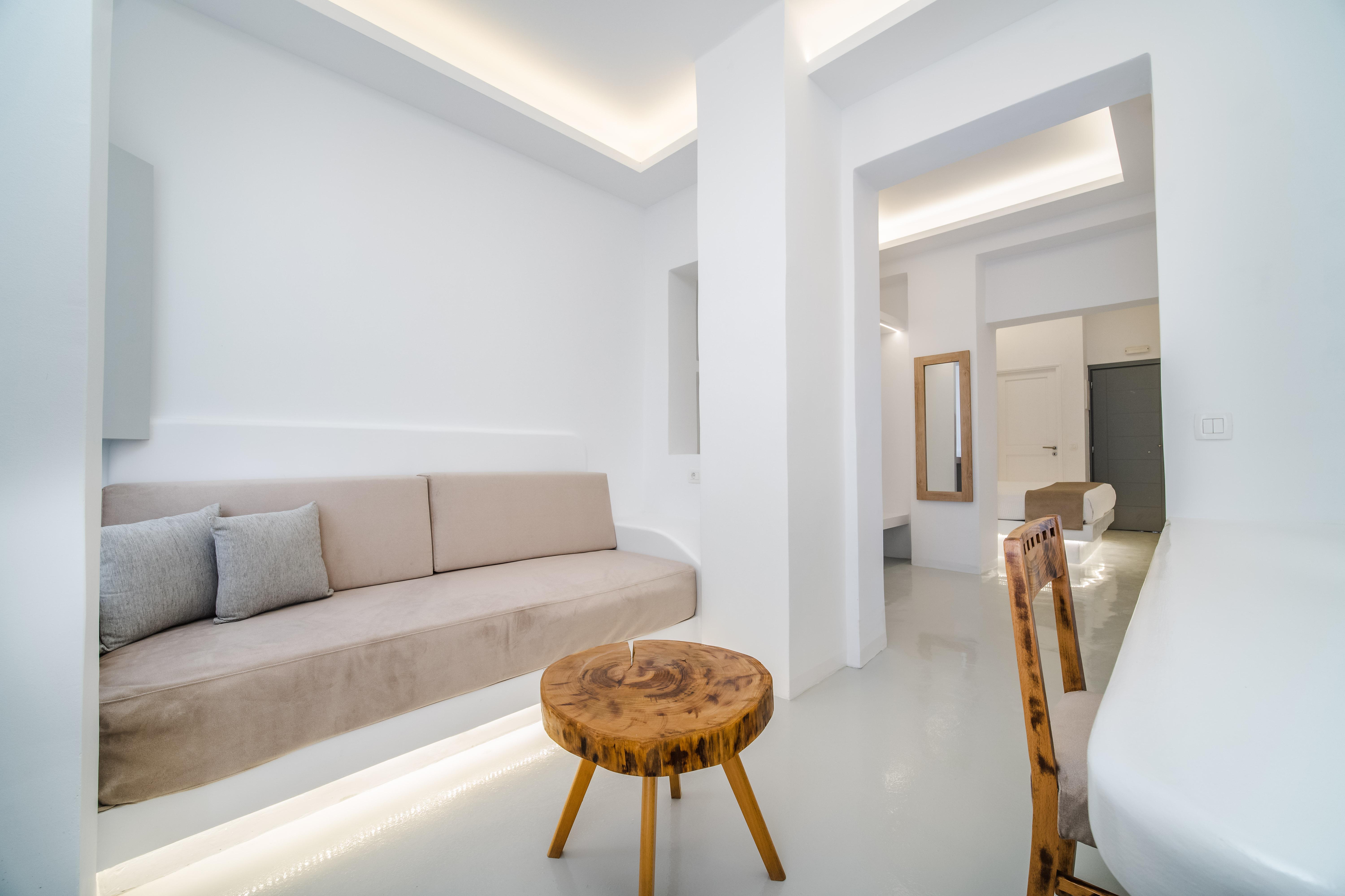 Serenita Luxury Suites Akrotírion エクステリア 写真